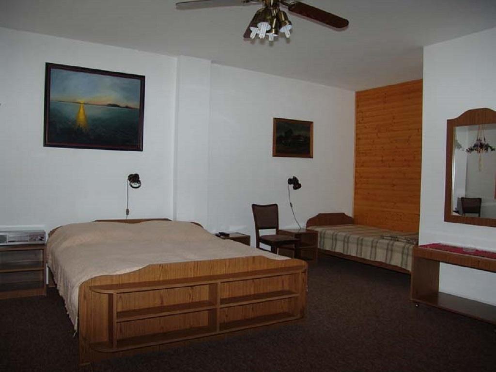 Eifert Haz Bed and Breakfast Balatongyörök Rum bild